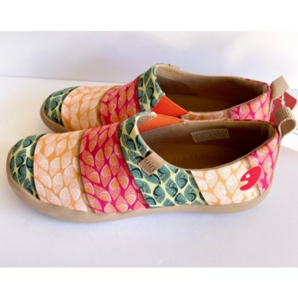 NWT UIN Slip On Shoes Canvas Comfortable Loafers Womens Bodhi Leaf - Picture 4 of 5